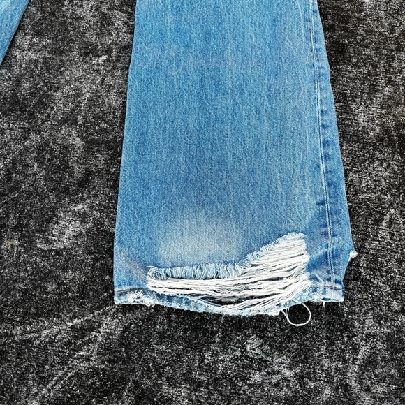 We The Free Light Denim Distressed Flare Jeans size 28 EUC - Picture 6 of 9